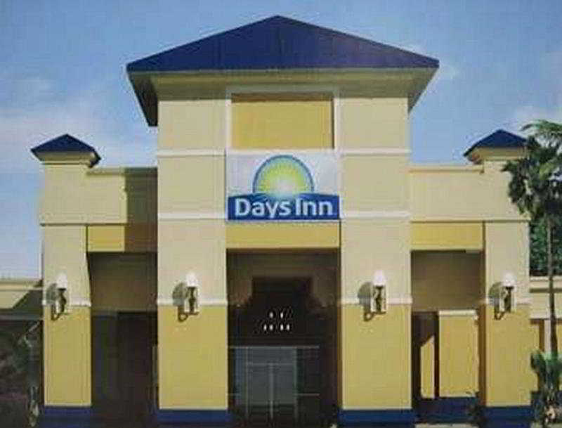 Days Inn By Wyndham Orlando Airport Florida Mall Exterior foto